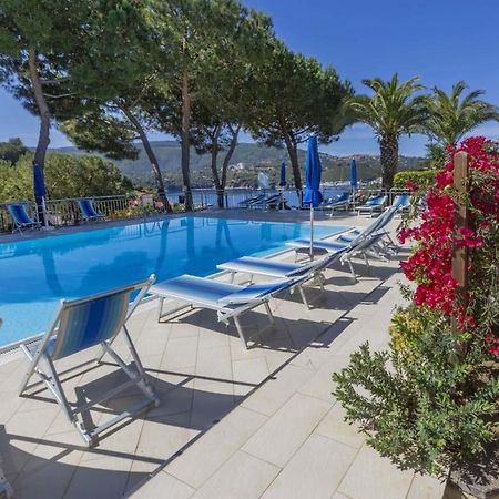 Il Porto Trilocale Nr.7 Διαμέρισμα Porto Azzurro Εξωτερικό φωτογραφία